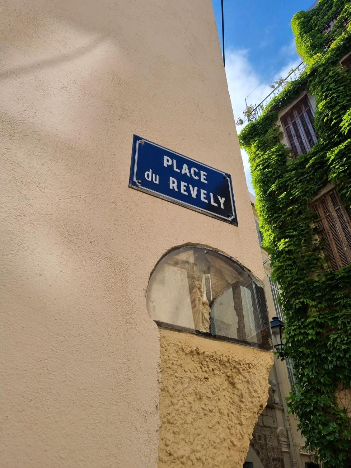 06An - Beautiful Apartment In The Heart Of Old Antibes Zewnętrze zdjęcie