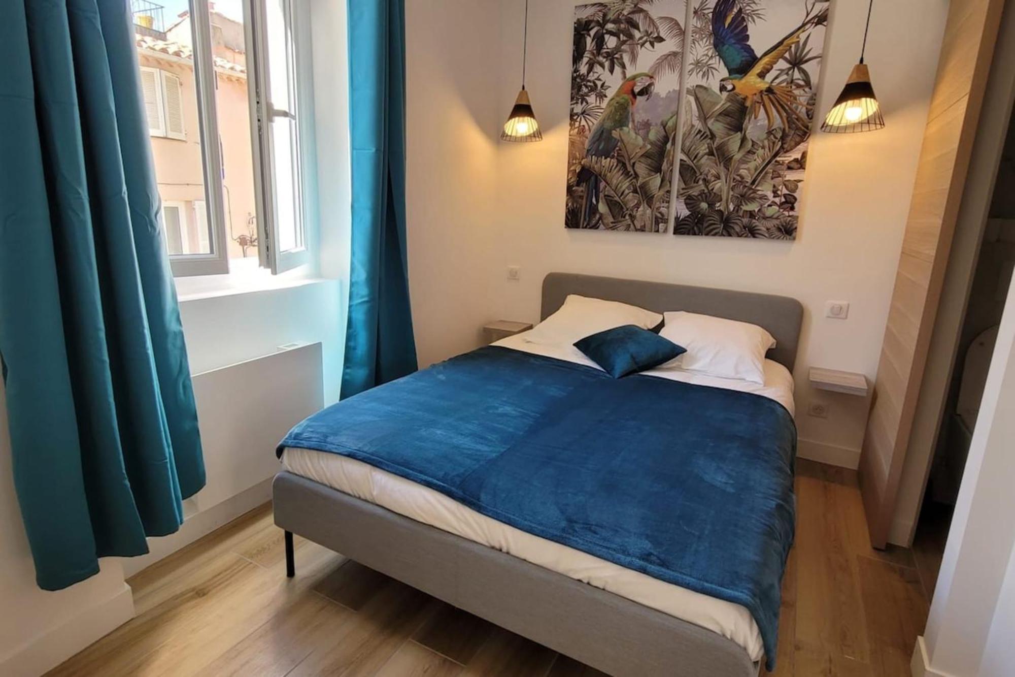 06An - Beautiful Apartment In The Heart Of Old Antibes Zewnętrze zdjęcie