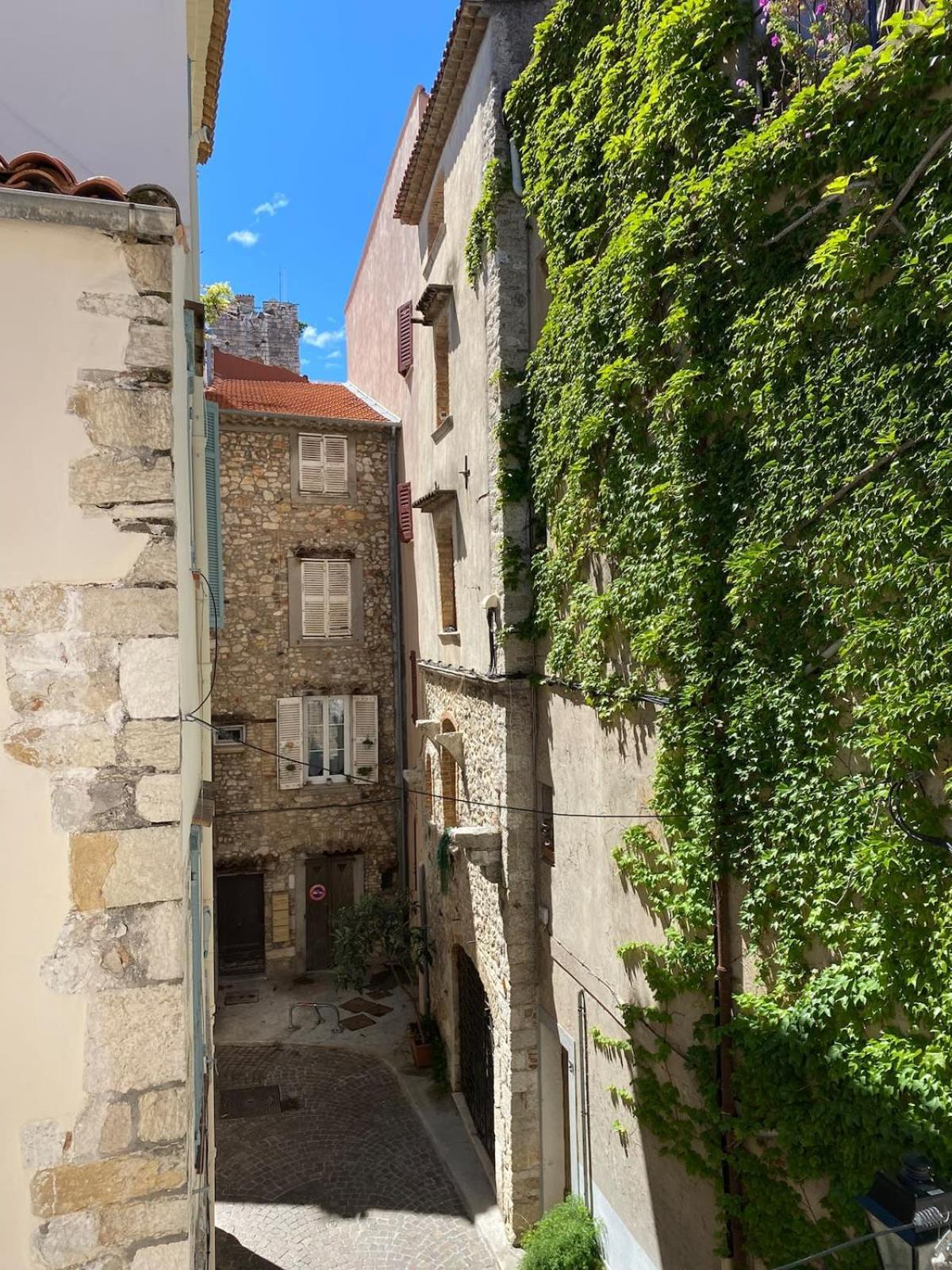06An - Beautiful Apartment In The Heart Of Old Antibes Zewnętrze zdjęcie